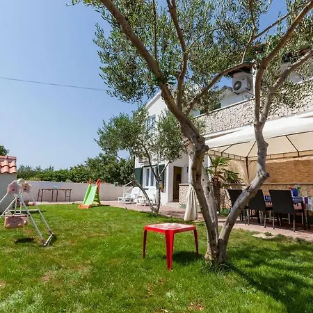 Apartament Roca *